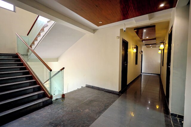 ホテル A1 プラザ - アーメダバード