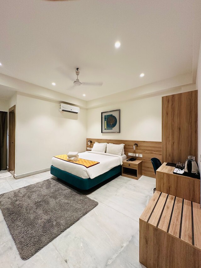 ホテル ロワイヤル パリ