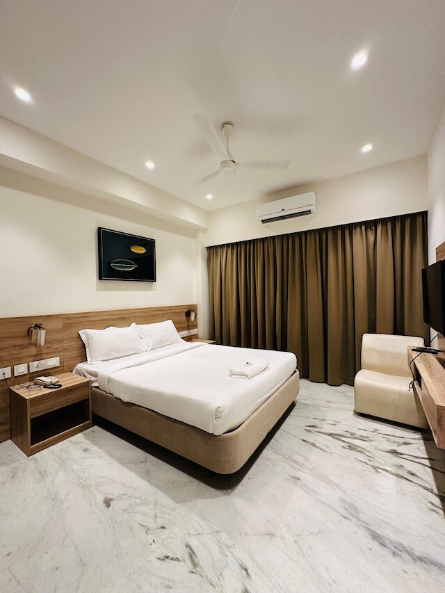 ホテル ロワイヤル パリ