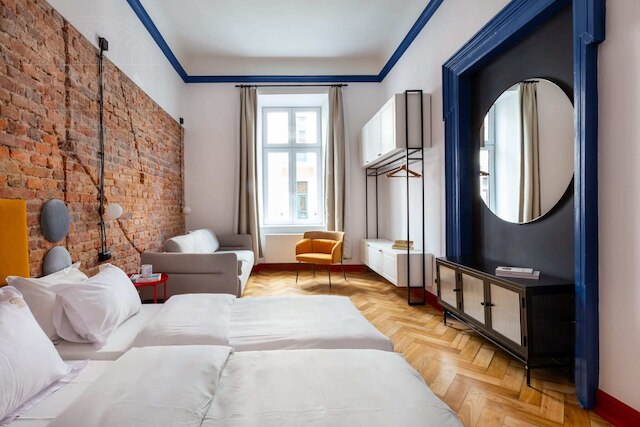 スクワッドゴールズ ハウス - フラゴラ アパートメンツ