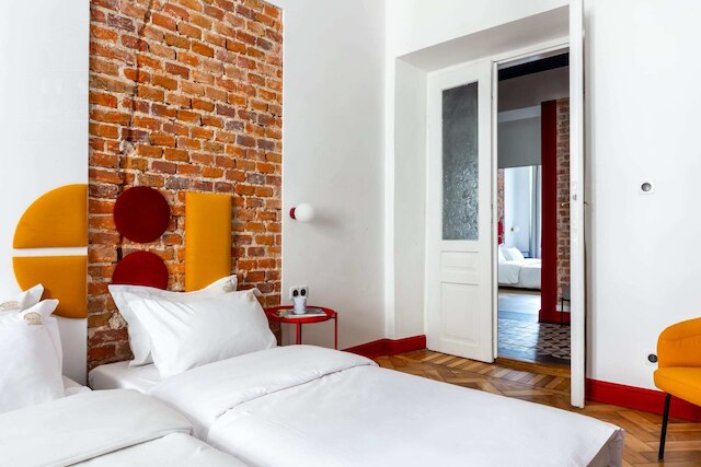 スクワッドゴールズ ハウス - フラゴラ アパートメンツ