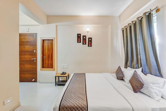 UPAR ホテルズ ニアバイ バグマネ テックパーク