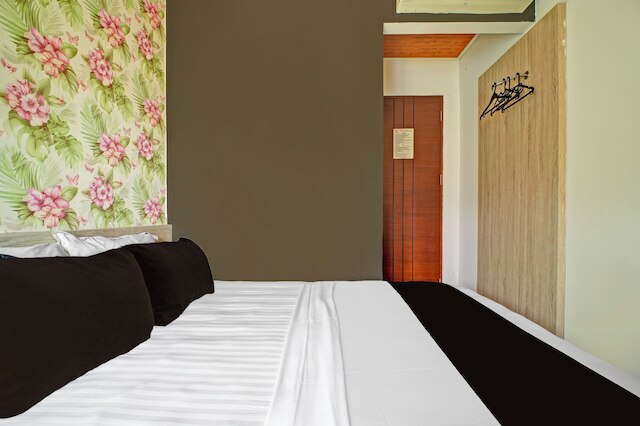 ホテル O ガンビル ニア ジュアンダ ステーション フォーマリー ブンガ ダリア