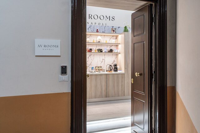 AV ルームズ ナポリ