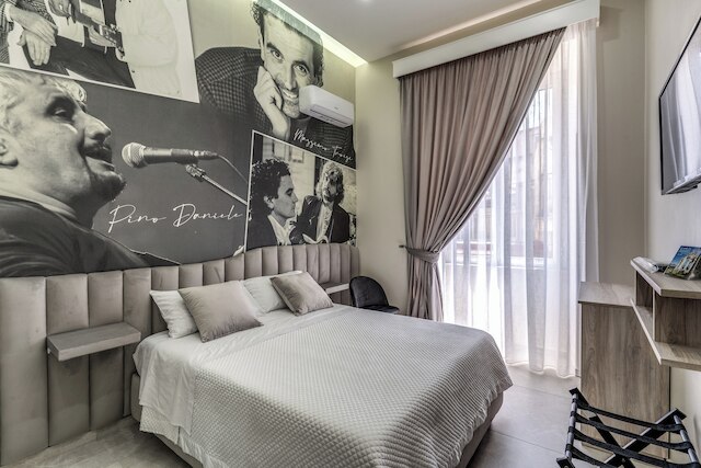 AV ルームズ ナポリ