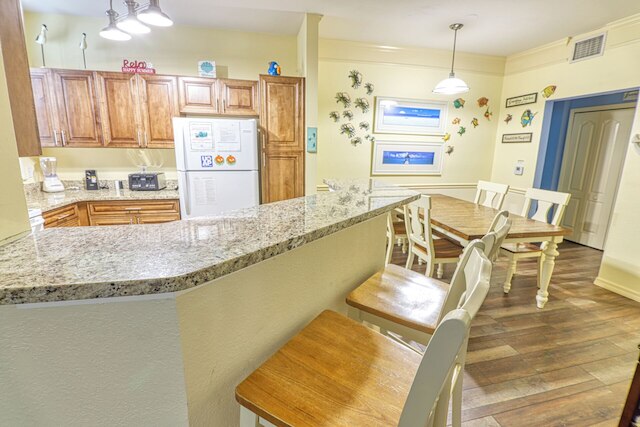 ライアンズ ラナウェイ ビーチ コンド