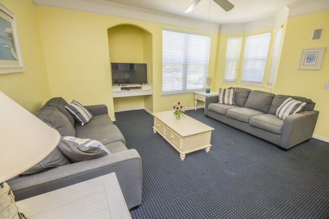 ジェームズ ラナウェイ ビーチ コンド