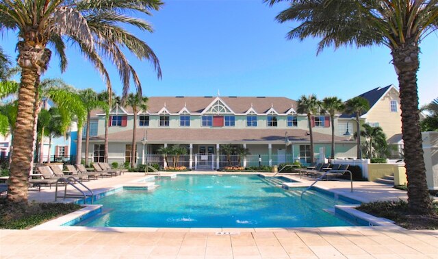 ジェームズ ラナウェイ ビーチ コンド