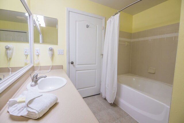 ジェームズ ラナウェイ ビーチ コンド