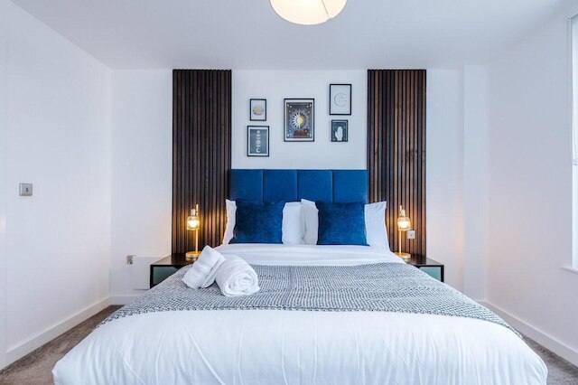 コージー 2ベッド アパートメント ニア シティセンター アンド メディアシティ