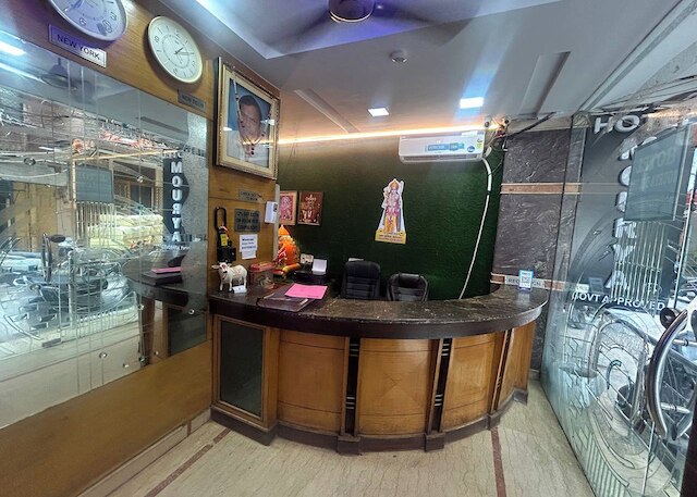 ホテル モーリャ デラックス