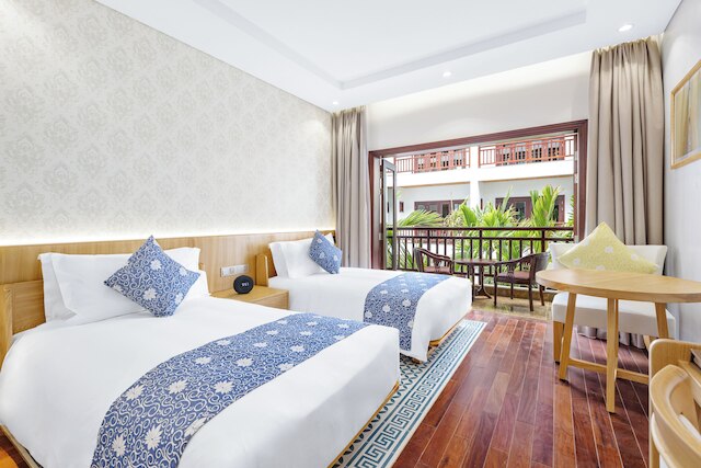 ワファイフォ リゾート ホイアン