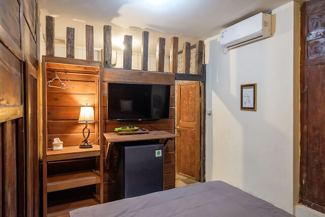 ツースペースズ リビング アット ブンガ デサ ジンバラン