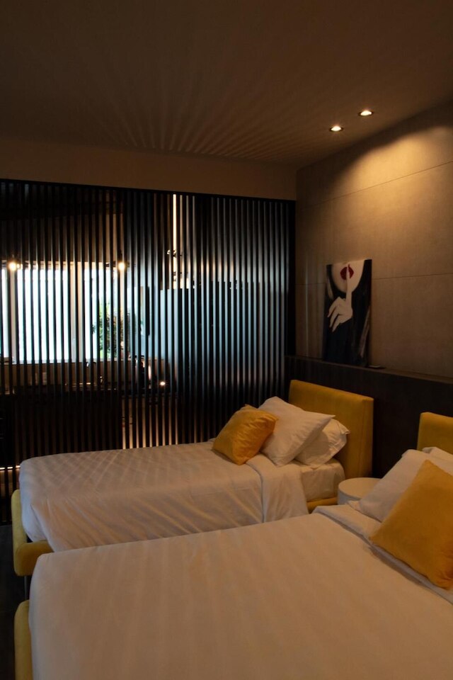 スペラ ラグジュアリー パレルモ