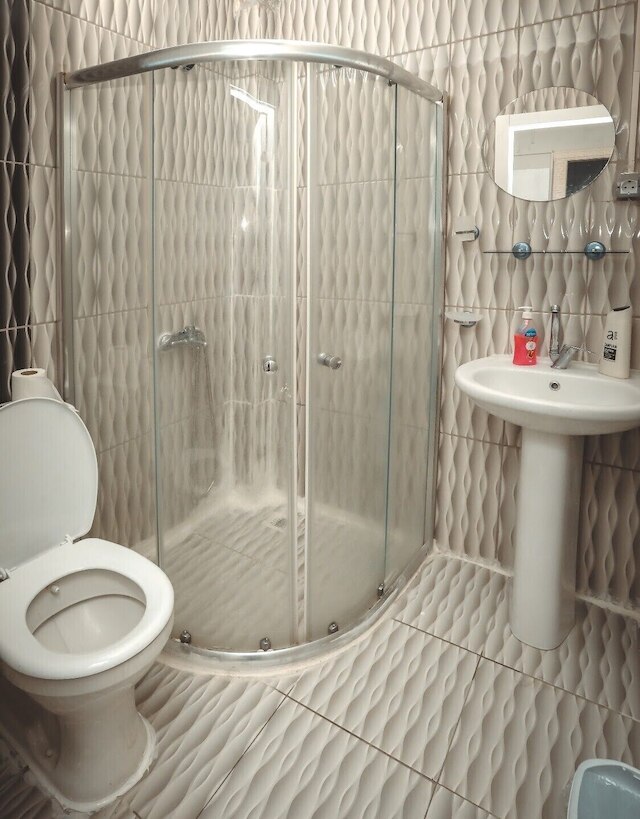 ニューハウス アパート ホテル