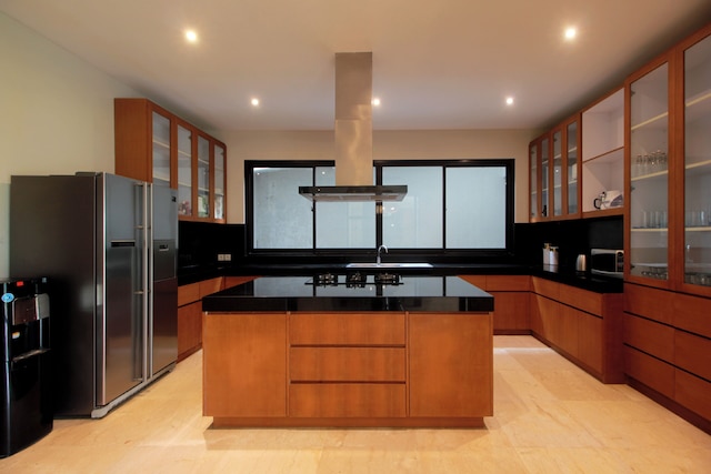 トリシャ クリフ ヴィラ カラン タンギ