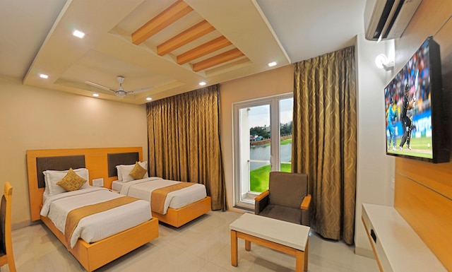 KUBER インン エリート