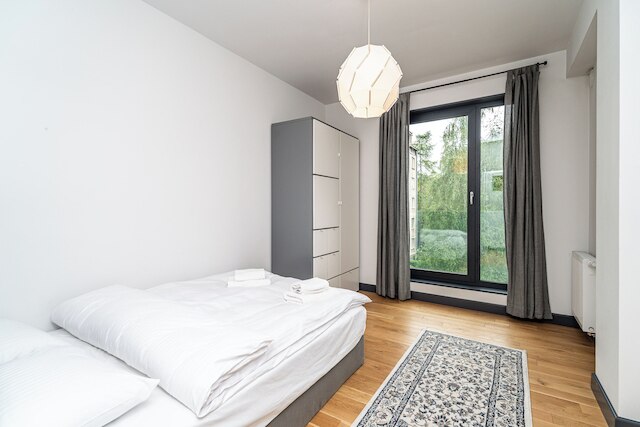 レントプラネット - カミエニカ レトマナ