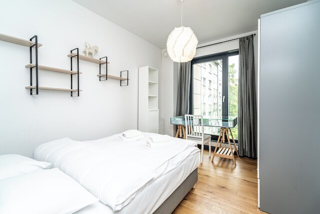 レントプラネット - カミエニカ レトマナ