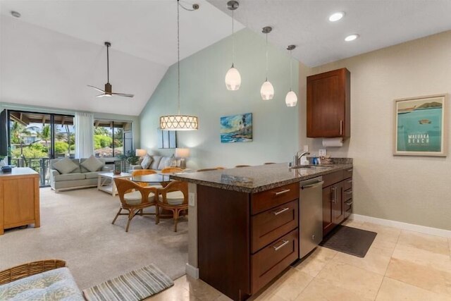 ワイレア グランド チャンピオン、#90 2 ベッドルーム コンド バイ レッドオーニング