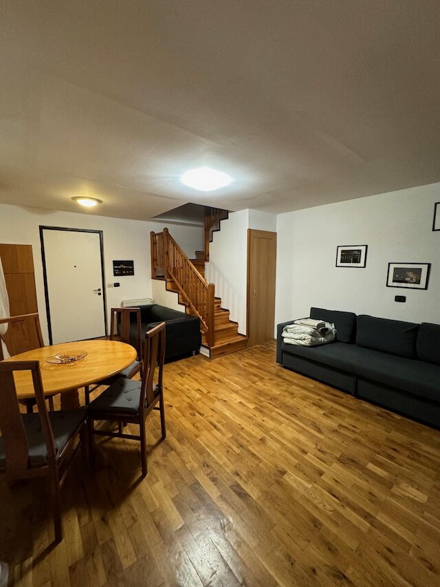 1 ベッド フラット - スリープス 4 - ペッツ - スモーキング オン テラス