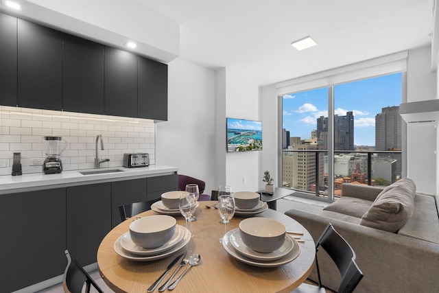 ラグジュアリー コンド ダウンタウン マイアミ シティ ビューズ