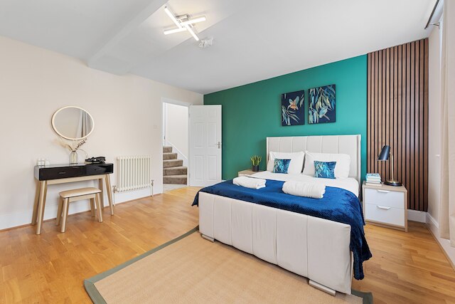 チャーミング デュプレックス アパートメント パディントン W2