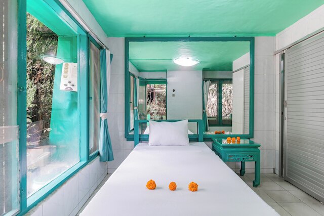 ベルヴィラ パドマ レギャン リゾート ニア モンキー フォレスト ニア ウブド パレス