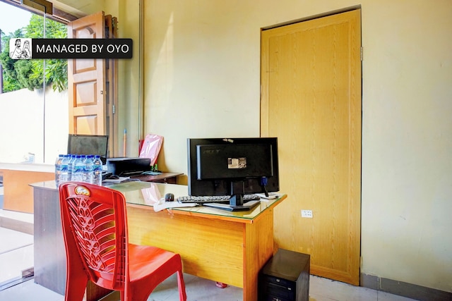 ホテル O ヘルベティア ニア プラザ ミレニアム フォーマリー サニー イン