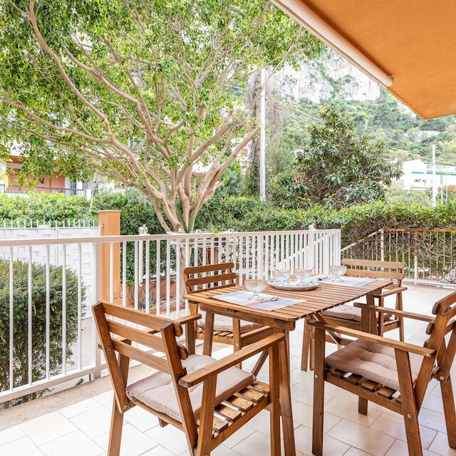 アッダウラ シービュー アパートメント