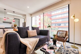 メデジン 148 バイ ミスター W