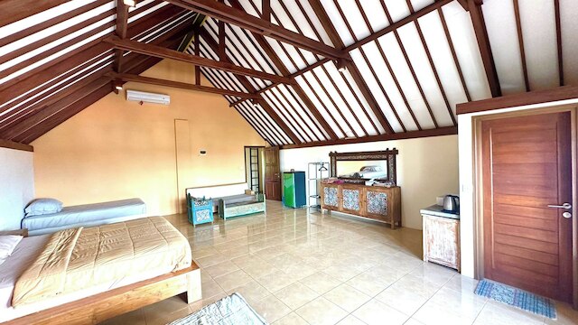 ブカワ ロッジ ジンバラン