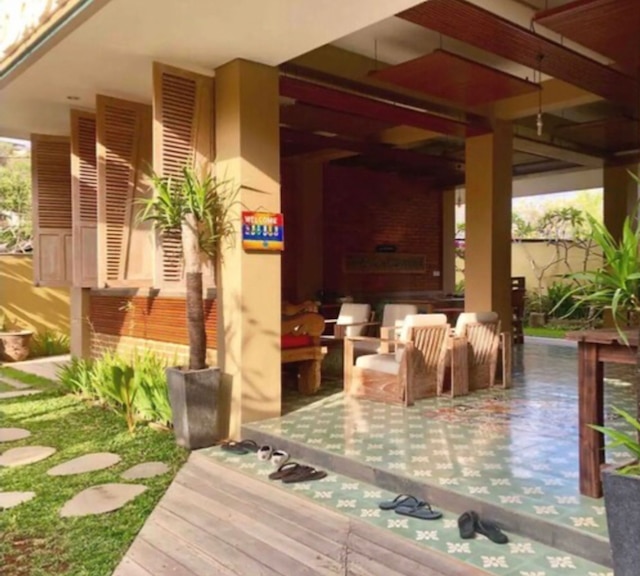 ブカワ ロッジ ジンバラン