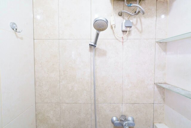 OYO 93934 アパルテメン ゲートウェイ パスツール バイ グルーム