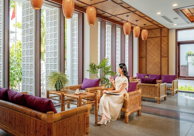 ザ サガ ホテル ホイアン