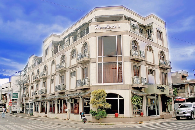 フンベルトス ホテル