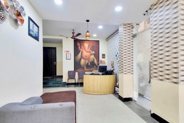 iROOMZ グローヴァル レジデンシー