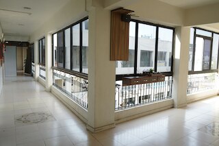 ホテル クリシュナ アーメダバード