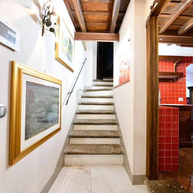 ローマのドルチェ ヴィータ ウィズ 2 ベッドルームズ アンド 1 バスルームズ