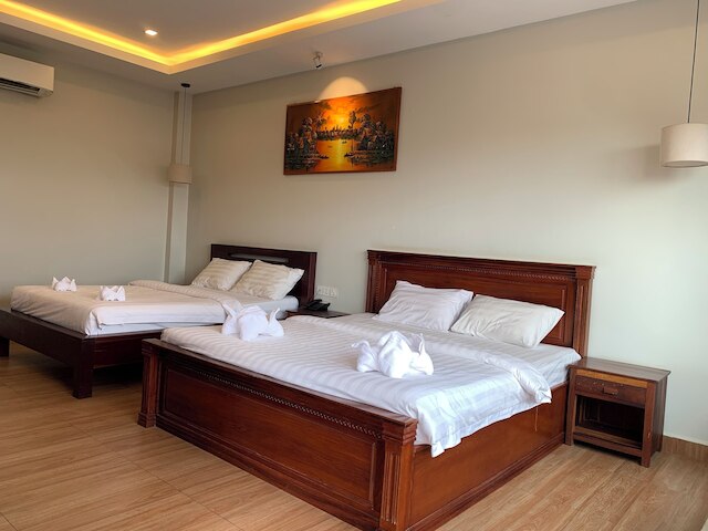 ニコズ ホテル 2