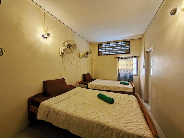 ソベン カフェ ゲストハウス