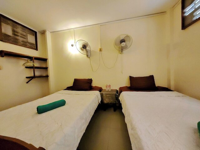 ソベン カフェ ゲストハウス