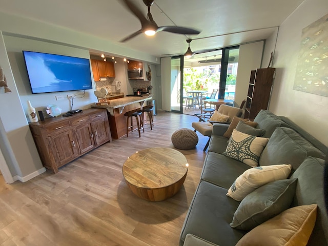 ハレ オノ ロア 104 イン ラハイナ