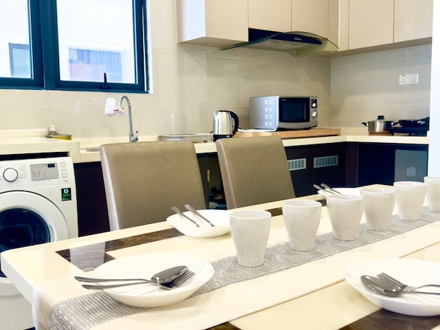 JB シティ ダンガベイ ショッピングモール アパートメント