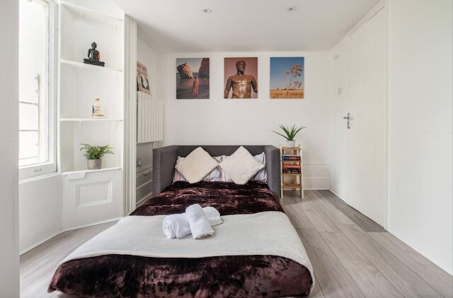 ウェスト オアシス - エスケープ フロム カオス