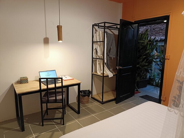 マダム ソカ ホームステッド