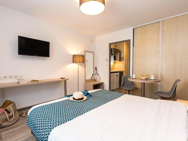 モダン アパートメント イン コースタルタウン ラ ロシェル