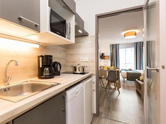 モダン アパートメント イン コースタルタウン ラ ロシェル