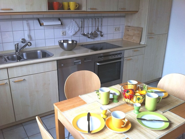 イン ザ ハウス "アム レッダー"