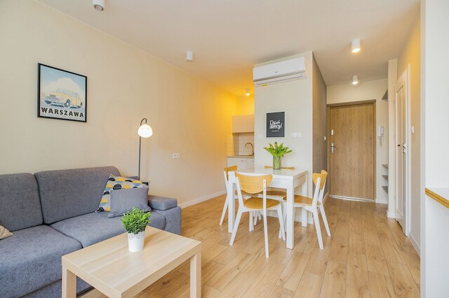 ショートステイポーランド ジェラズナ B162